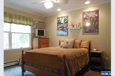 84 Colgate Avenue, Paramus, NJ 07652 - Photo 9