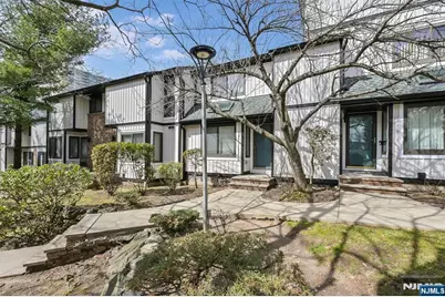 1537 John Street 7 #7, Fort Lee, NJ 07024 - Photo 29