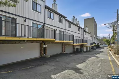 1537 John Street 7 #7, Fort Lee, NJ 07024 - Photo 25