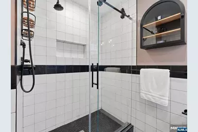 22 Lincoln Street 3 #3, Jersey City, NJ 07307 - Photo 21