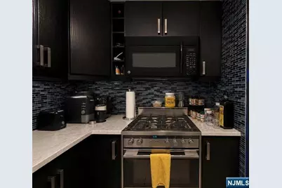 227 Columbus Drive 113B #113b, Jersey City, NJ 07302 - Photo 5