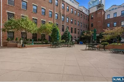 227 Columbus Drive 113B #113b, Jersey City, NJ 07302 - Photo 13
