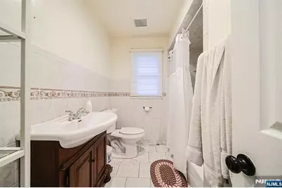 44 Roosevelt Street, Little Ferry, NJ 07643 - Photo 31