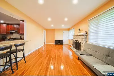 44 Roosevelt Street, Little Ferry, NJ 07643 - Photo 11