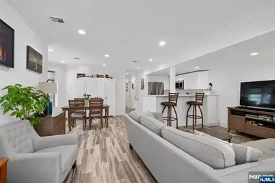 901 Palisade Avenue 1 #1, Union City, NJ 07087 - Photo 3