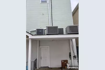 74 Chambers Street, Newark, NJ 07105 - Photo 35