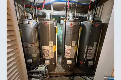 74 Chambers Street, Newark, NJ 07105 - Photo 41