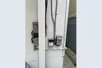 74 Chambers Street, Newark, NJ 07105 - Photo 37