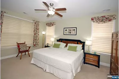 8 Pebble Road C2 #C2, Woodland Park, NJ 07424 - Photo 15