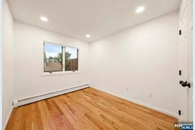 157 English Street, Fort Lee, NJ 07024 - Photo 19