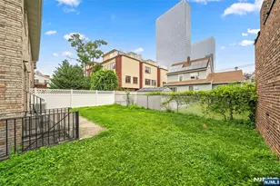 157 English St, Fort Lee, NJ 07024 - Photo 27