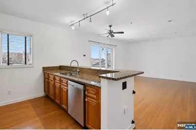 528 52nd Street 201 #201, West New York, NJ 07093 - Photo 7