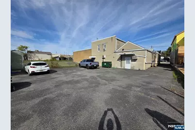 198 Market Street, Elmwood Park, NJ 07407 - Photo 9