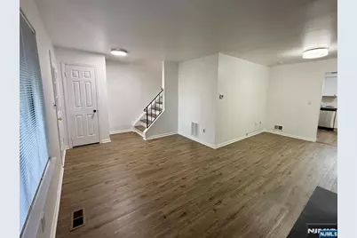 125 Riva Drive, Hackettstown, NJ 07840 - Photo 5