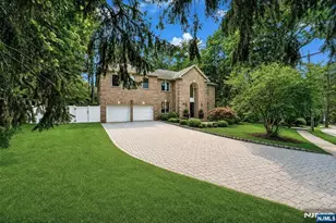 49 Alpine Dr, Closter, NJ 07624 - Photo 3
