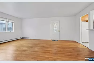 336 E Columbia Avenue 1 #1, Palisades Park, NJ 07650 - Photo 5