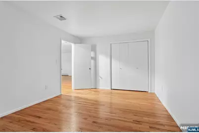 336 E Columbia Avenue 1 #1, Palisades Park, NJ 07650 - Photo 17