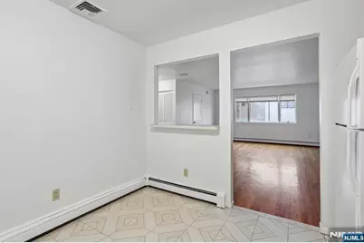 336 E Columbia Avenue 1 #1, Palisades Park, NJ 07650 - Photo 13