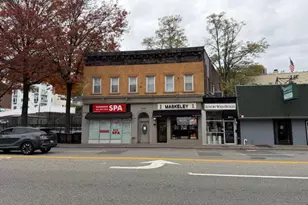 934 River Rd, Edgewater, NJ 07020 - Photo 1