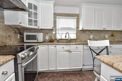 32-12 Raphael, Fair Lawn, NJ 07410 - Photo 13