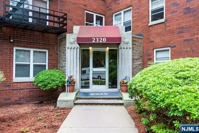 2320 Linwood Avenue 3F #3F, Fort Lee, NJ 07024 - Photo 13