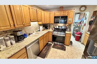 100 Westminster Place, Saddle Brook Township, NJ 07663 - Photo 9