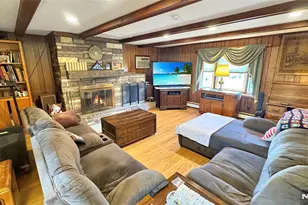 100 Westminster Pl, Saddle Brook Township, NJ 07663 - Photo 5