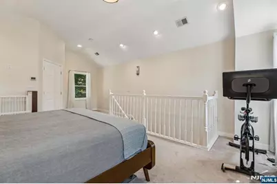 26 Oak Street, Bloomingdale, NJ 07403 - Photo 15