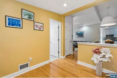 26 Oak Street, Bloomingdale, NJ 07403 - Photo 3