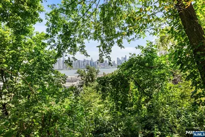 7855 Boulevard 26G #26G, North Bergen, NJ 07047 - Photo 7