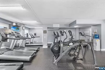 7855 Boulevard 26G #26G, North Bergen, NJ 07047 - Photo 25