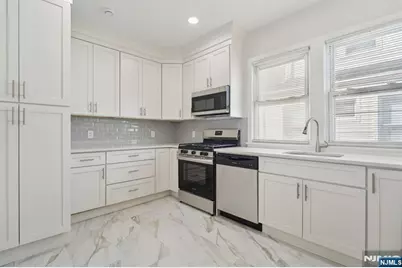 403 Abington Avenue 2 #2, Bloomfield, NJ 07003 - Photo 9
