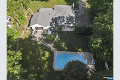 734 Willow Run, Wyckoff Township, NJ 07481 - Photo 3