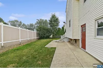 56 Eaton Place, Bloomfield, NJ 07003 - Photo 7