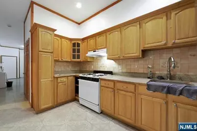 300 49th Street, Union City, NJ 07087 - Photo 11