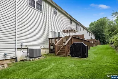 49 Rockcreek Terrace, Riverdale, NJ 07457 - Photo 15