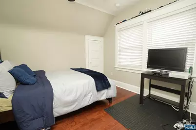 328 Mayhill Street, Saddle Brook Township, NJ 07663 - Photo 17