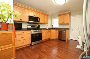328 Mayhill St, Saddle Brook Township, NJ 07663 - Photo 15