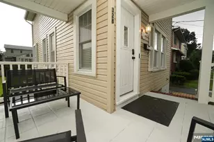 328 Mayhill St, Saddle Brook Township, NJ 07663 - Photo 7