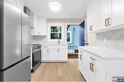141 Myrtle Avenue, Irvington, NJ 07111 - Photo 3