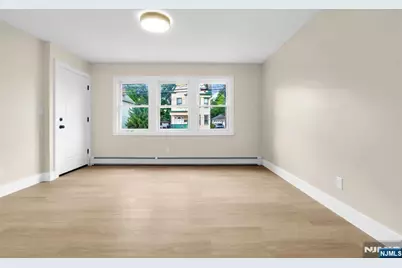 141 Myrtle Avenue, Irvington, NJ 07111 - Photo 15