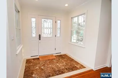 23 Deerhorn Trail, Upper Saddle River, NJ 07458 - Photo 3
