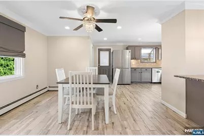 44 E Quackenbush Avenue, Dumont, NJ 07628 - Photo 5