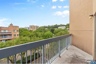 518 Ellery Court K518 #K518, Edgewater, NJ 07020 - Photo 29