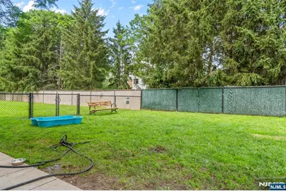 518 Ellery Court K518 #K518, Edgewater, NJ 07020 - Photo 33