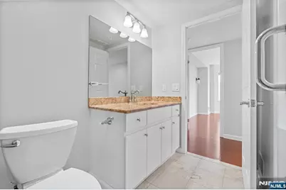 518 Ellery Court K518 #K518, Edgewater, NJ 07020 - Photo 25