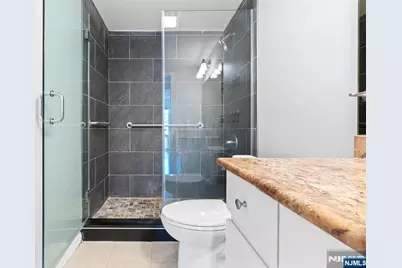 518 Ellery Court K518 #K518, Edgewater, NJ 07020 - Photo 27