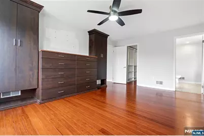 518 Ellery Court K518 #K518, Edgewater, NJ 07020 - Photo 17