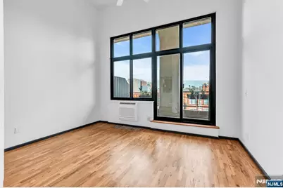 205 10th Street 5N #5N, Jersey City, NJ 07302 - Photo 11