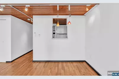 205 10th Street 5N #5N, Jersey City, NJ 07302 - Photo 13